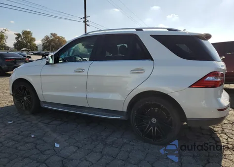 2015 Mercedes-Benz Ml 350 z USA, uszkodzony, nr VIN 4JGDA5JB8FA575005